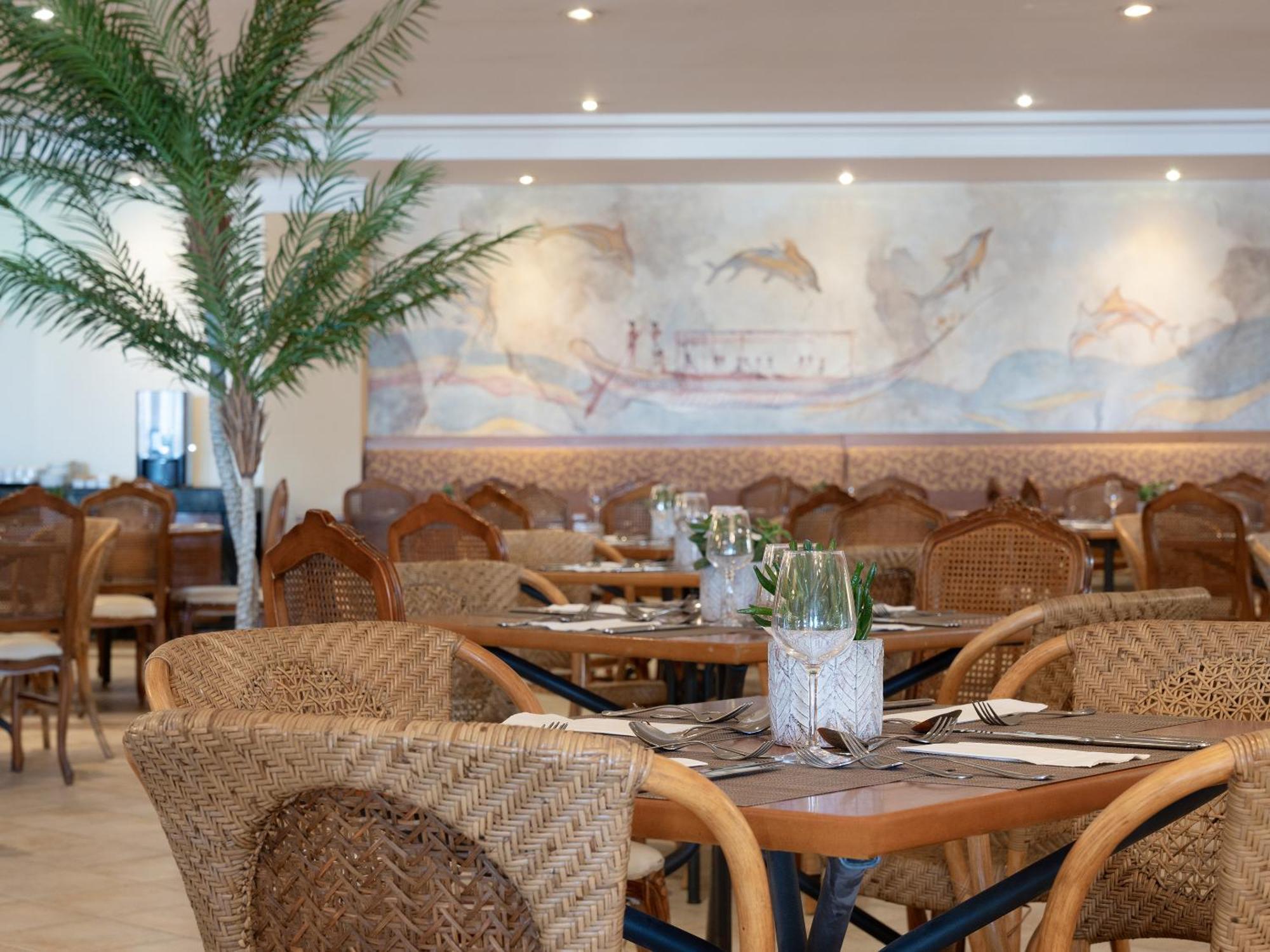 Grecotel Marine Palace & Aqua Park ريثيمنو المظهر الخارجي الصورة